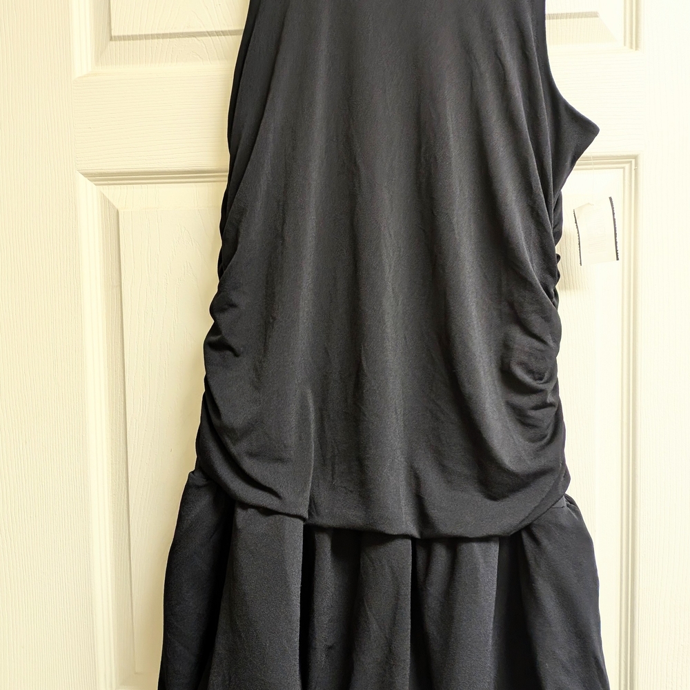 Madden NYC Elegant Black Sleeveless Dress